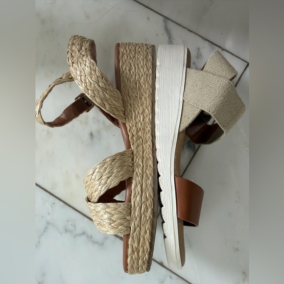 Kensie Multicolor Elastic and leather strap platform ankle wrap sandals size 9 - Picture 12 of 12